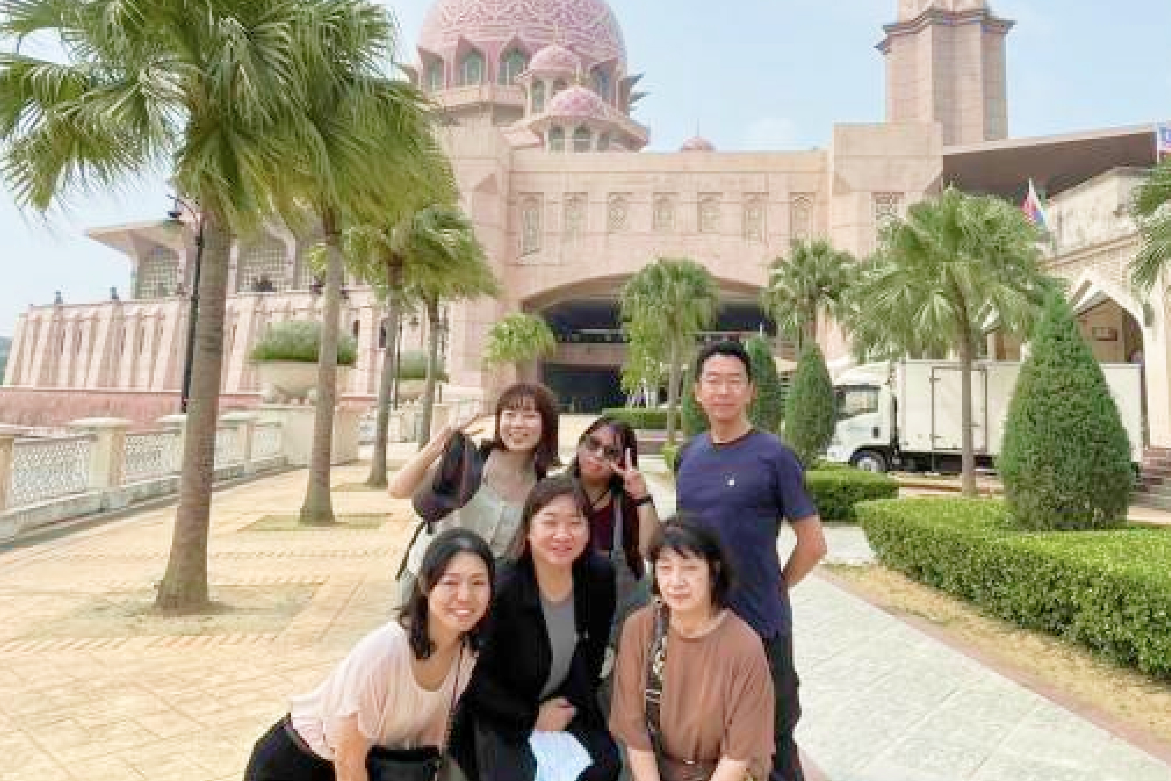 海外に行ける社員旅行！自由参加＆旅費の自己負担なし！